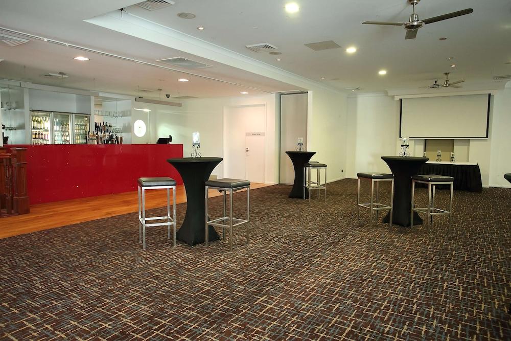 Oaks Townsville Metropole Hotel Esterno foto