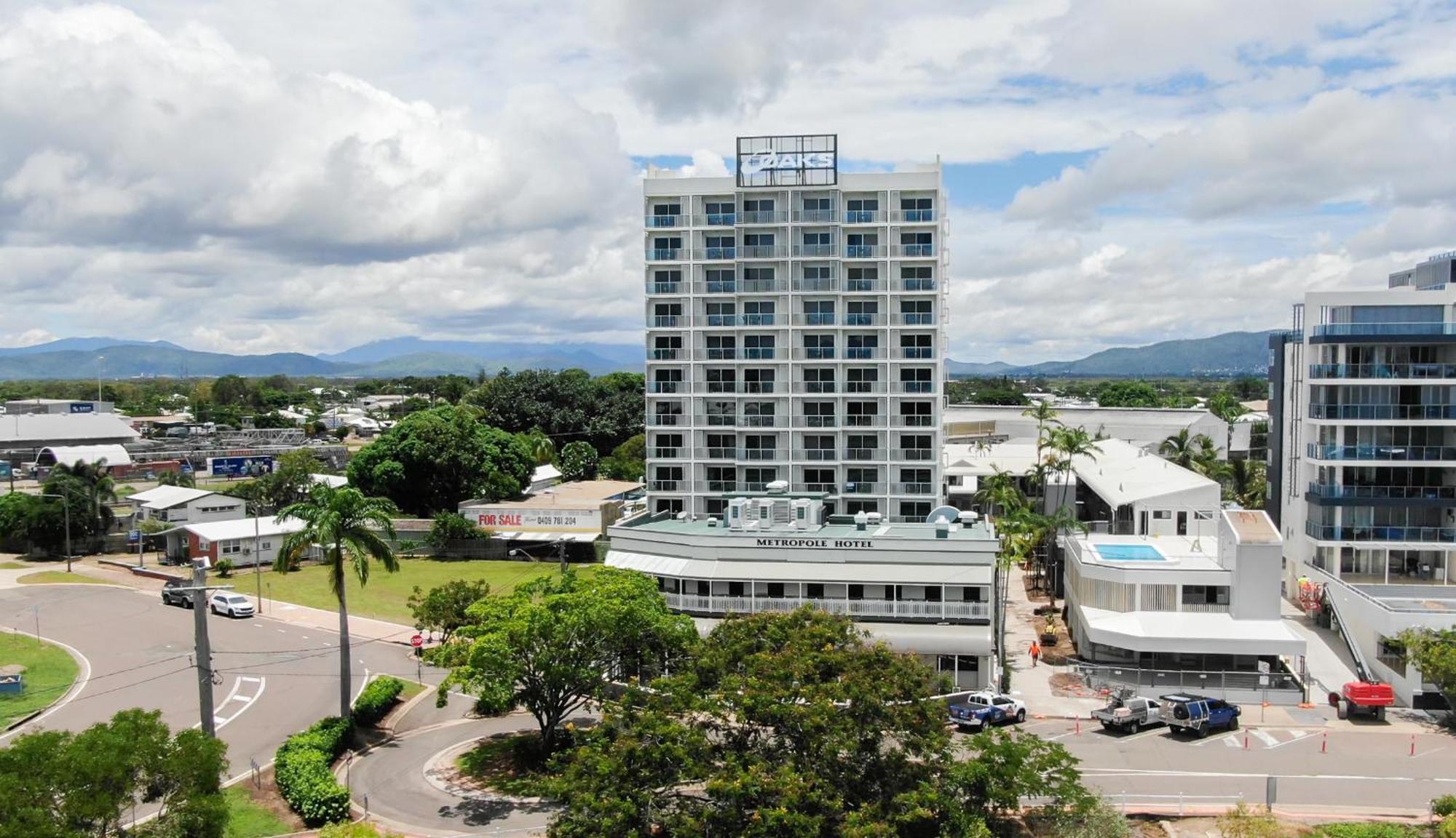 Oaks Townsville Metropole Hotel Esterno foto