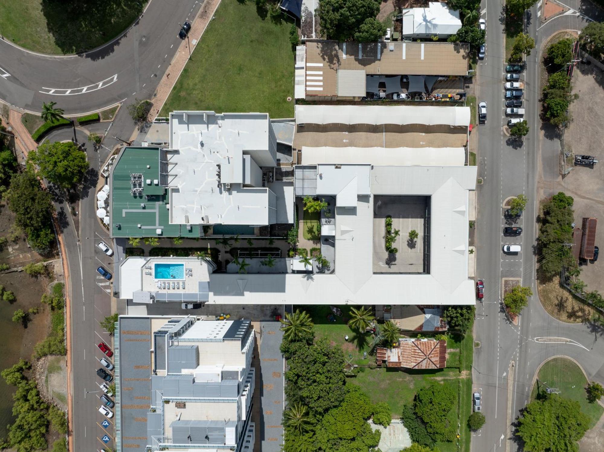 Oaks Townsville Metropole Hotel Esterno foto