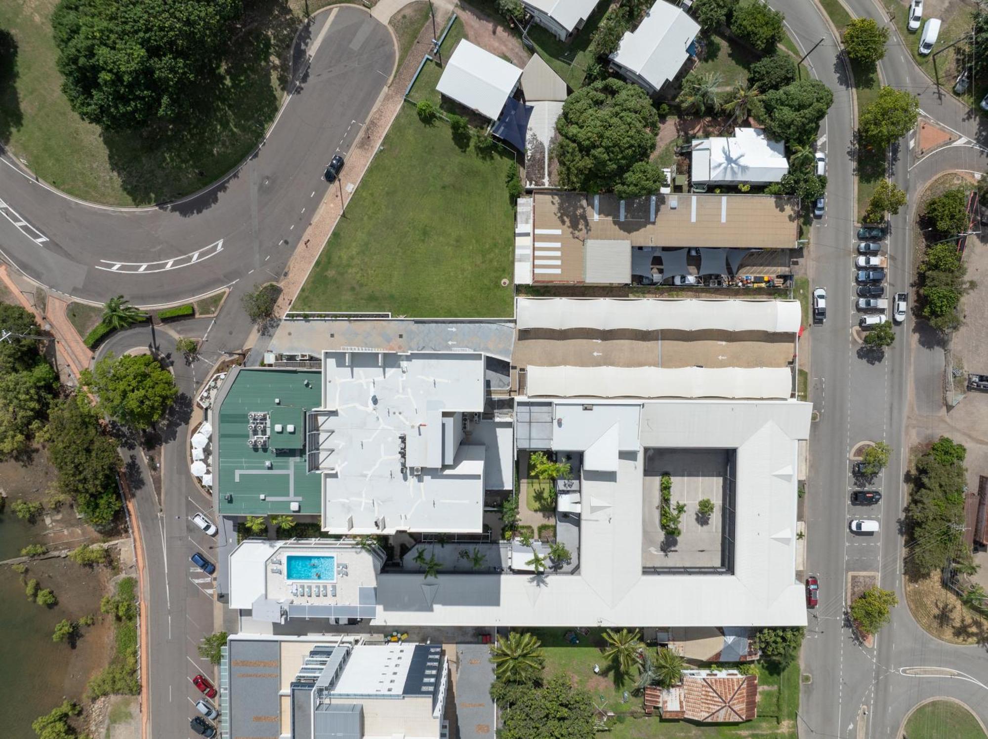 Oaks Townsville Metropole Hotel Esterno foto