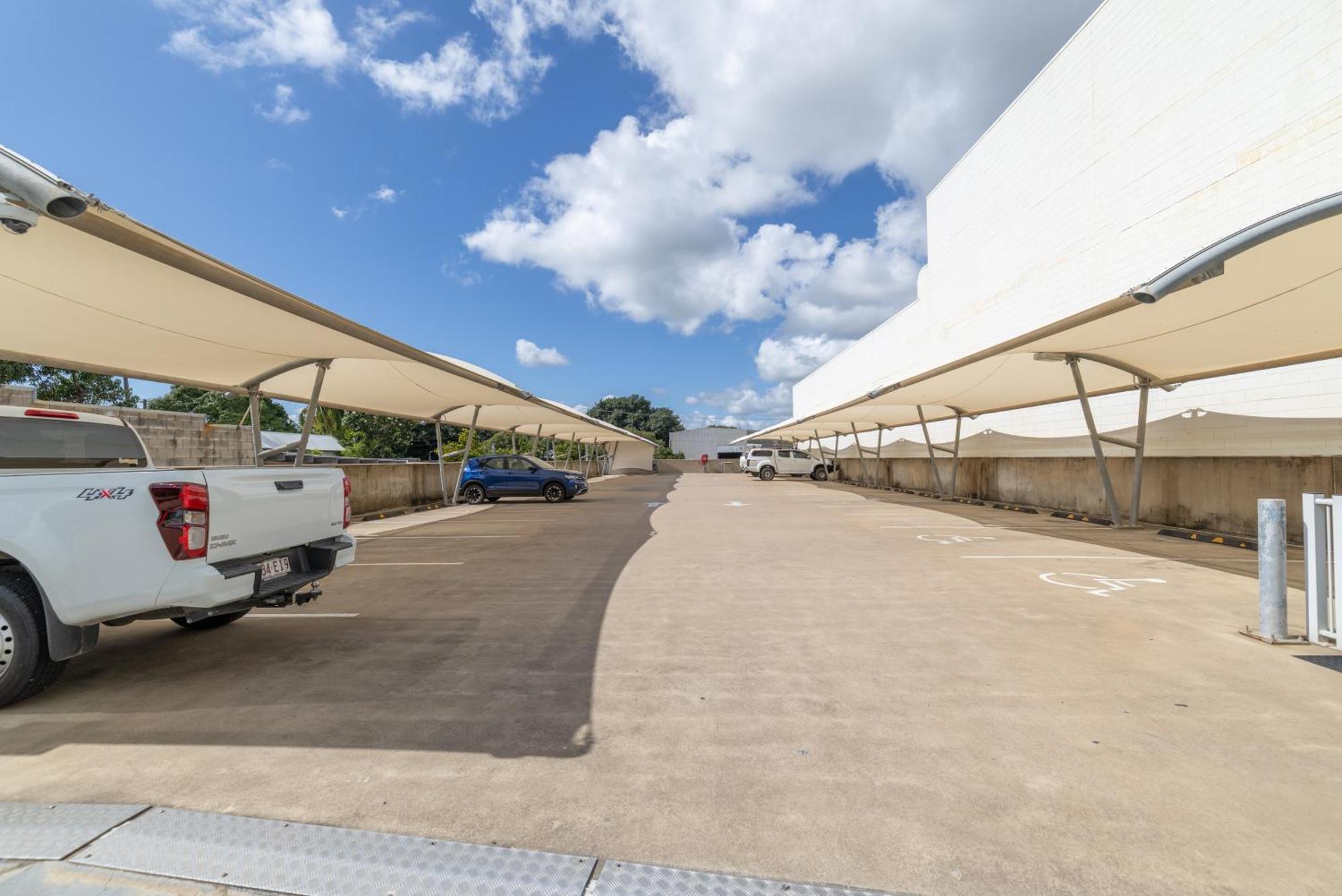 Oaks Townsville Metropole Hotel Esterno foto